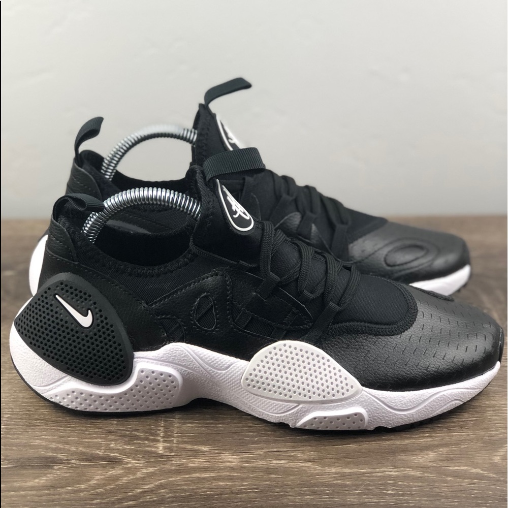 NEW Nike Huarache